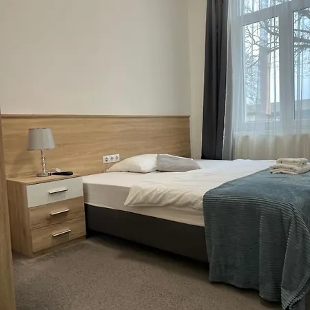 Appartement Zrinyi Apartmanhaz Komárom